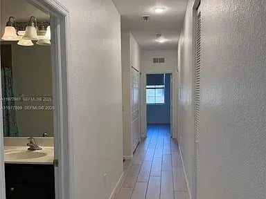 12350 S Village Cir, — photo 3